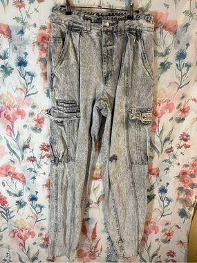 Vintage Acid Wash Cargo Jogger Pants in Light Gray